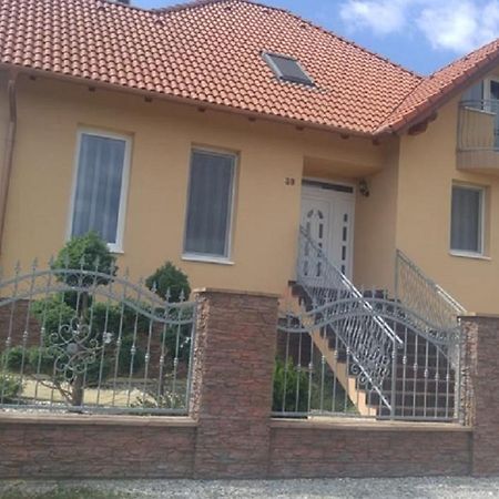 Oereghegy Vendeghaz Lägenhet Egerszalók Exteriör bild
