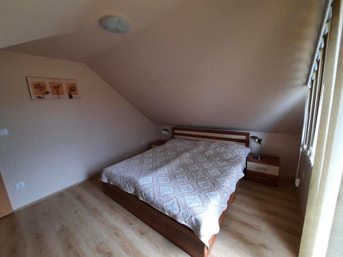 Oereghegy Vendeghaz Lägenhet Egerszalók Exteriör bild
